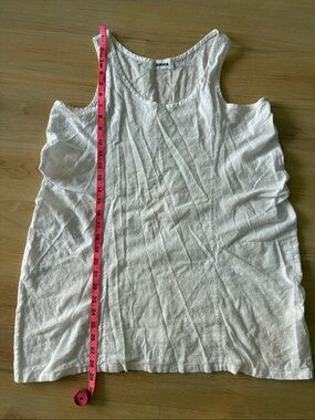 Zucca White Swiss Dot Scoop Neck Tank
